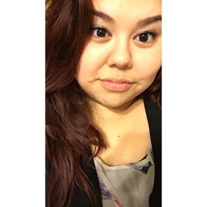 Meet your Posher, Anissa